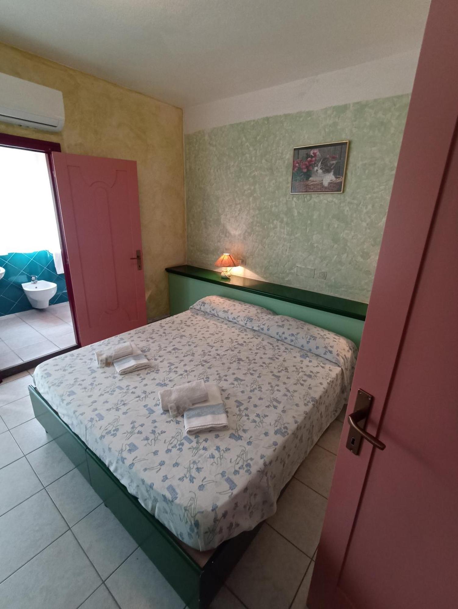 Hotel S'Ustiarvu- Nuova Gestione Cala Liberotto Esterno foto